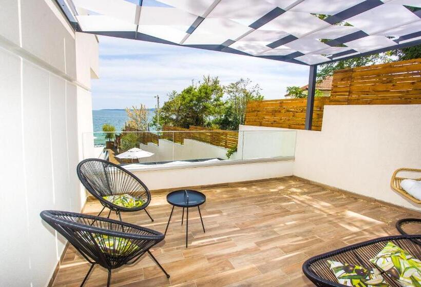 هتل Olive Villas Beach