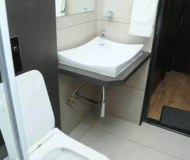 Hotelli Ruturaj Regency