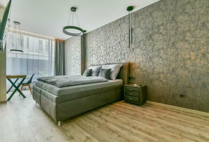 Hotelli Stračena City