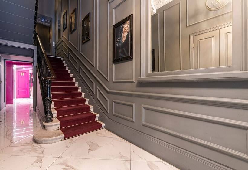 Modern Apartments Near Harrods And The Science Museum