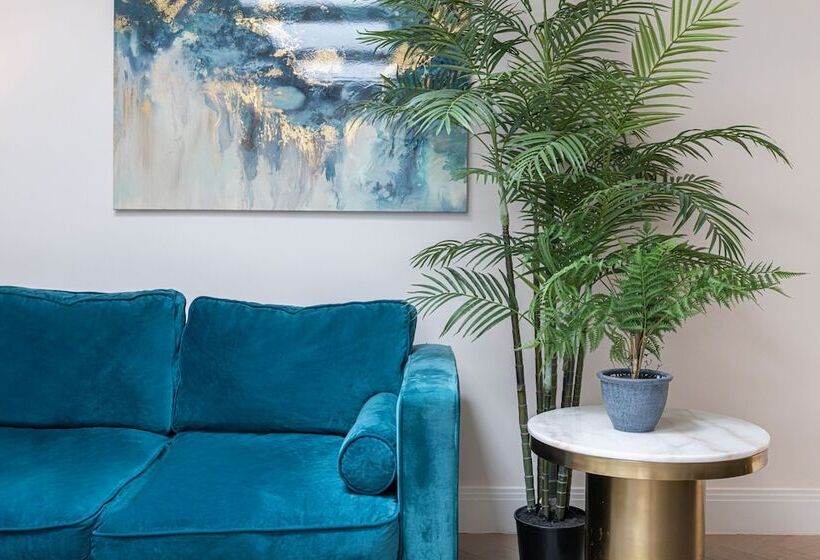 Modern Apartments Near Harrods And The Science Museum