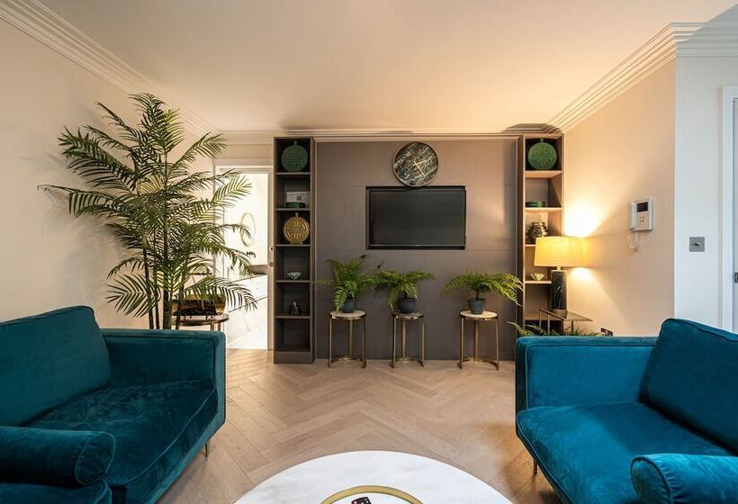 Modern Apartments Near Harrods And The Science Museum