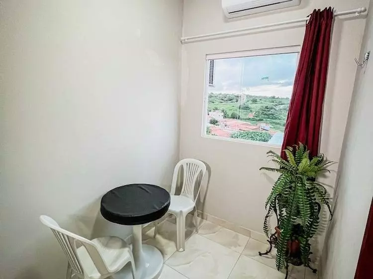 ペンション Pousada Serrana