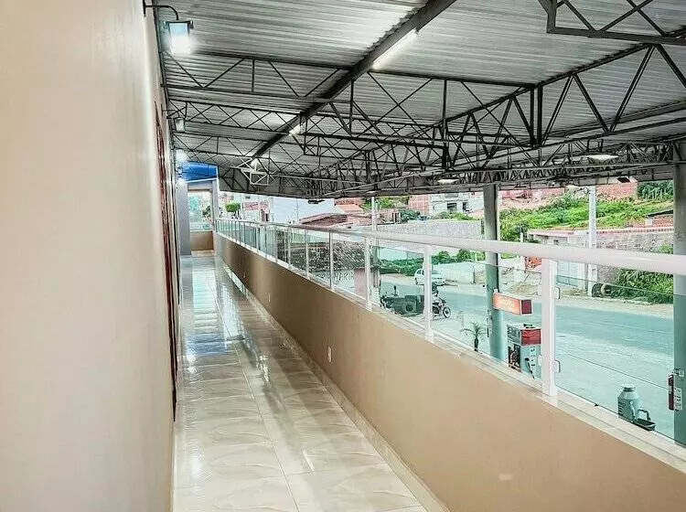 ペンション Pousada Serrana