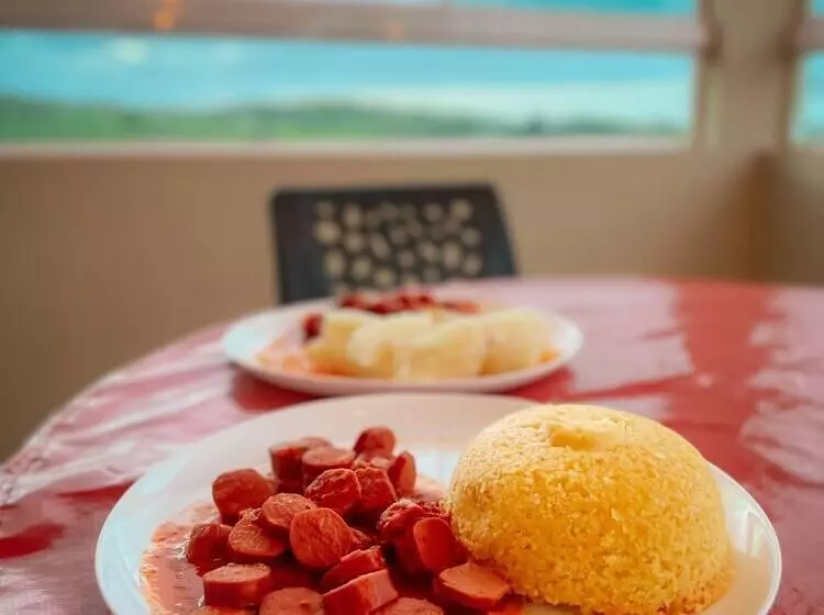 ペンション Pousada Serrana