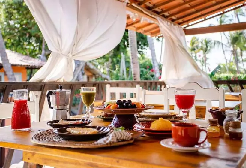 پانسیون Vila Charme