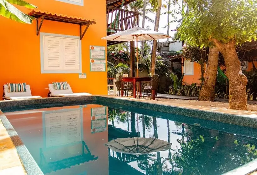 پانسیون Vila Charme