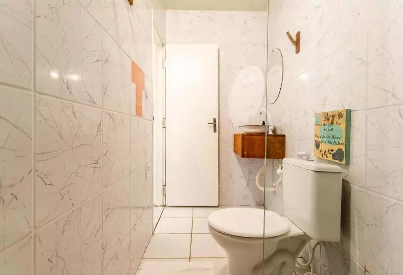 پانسیون Vila Charme