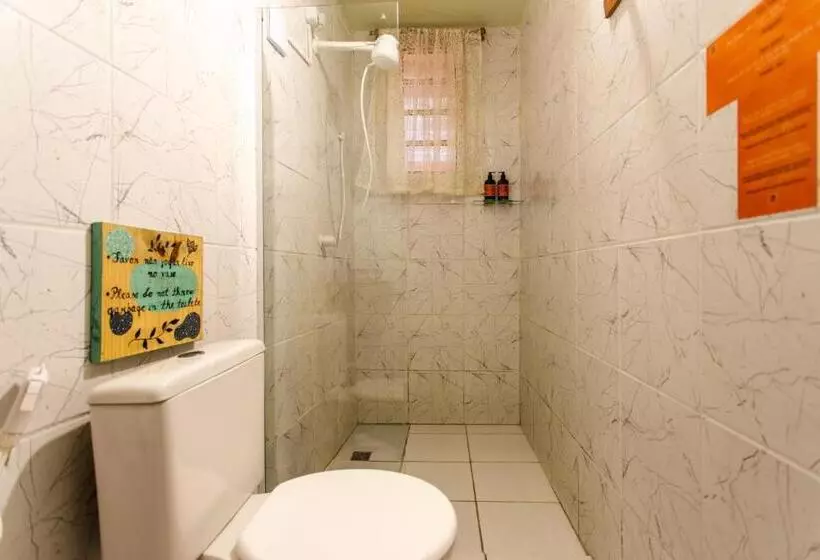 پانسیون Vila Charme