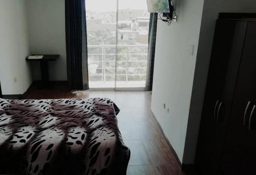 Отель Royal Olympic