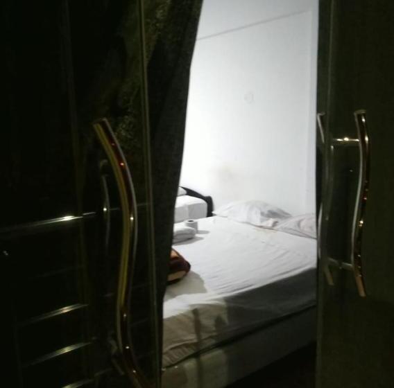 Отель Royal Olympic