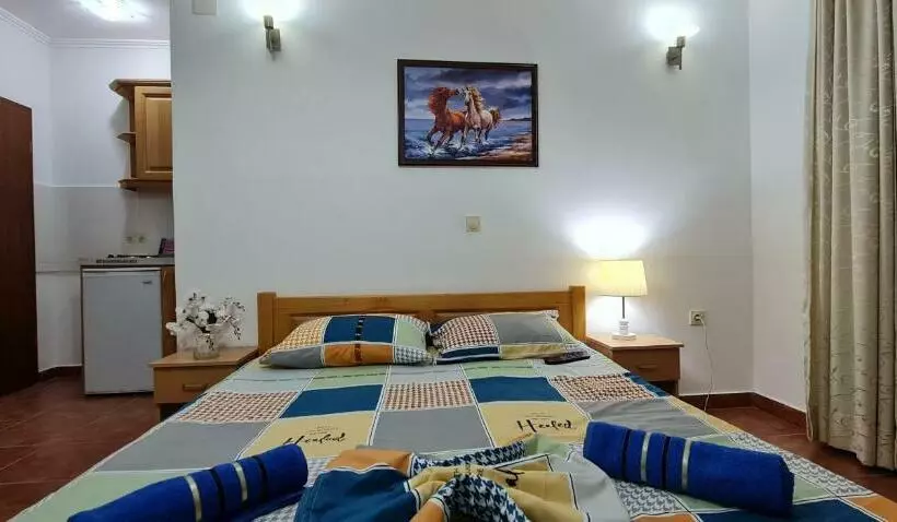 Meti Apartments