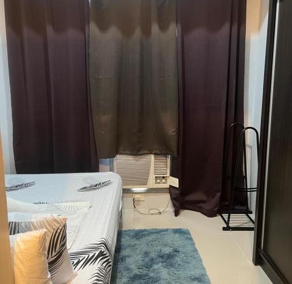 Peachie At Sea Residences Moa