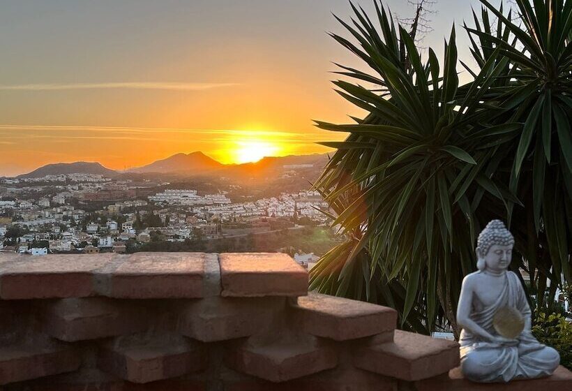 تختخواب و صبحانه Casa Hermosa