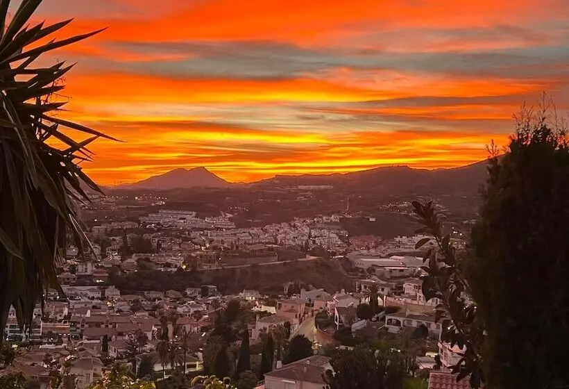 Aamiaismajoitus (B&B) Casa Hermosa