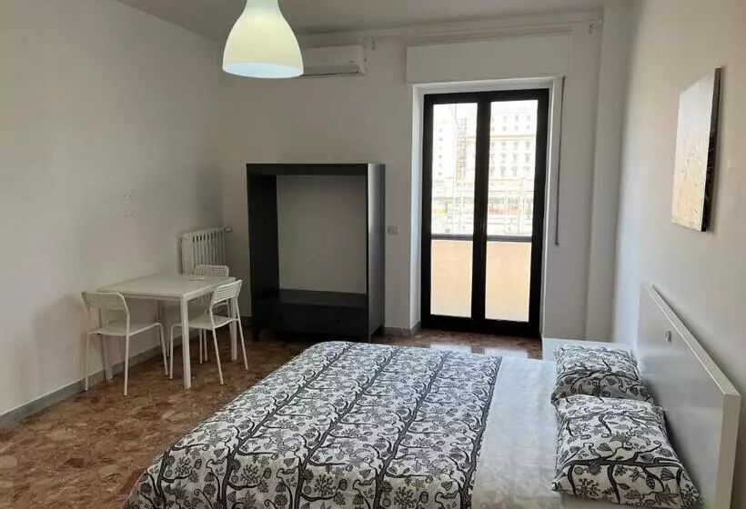 پانسیون Capruzzi Holiday 240