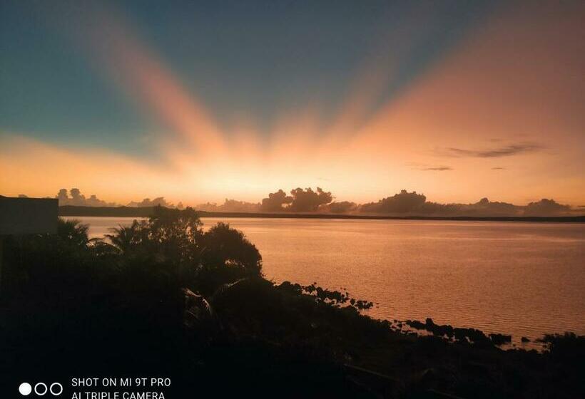 پانسیون Villa Bel Azur