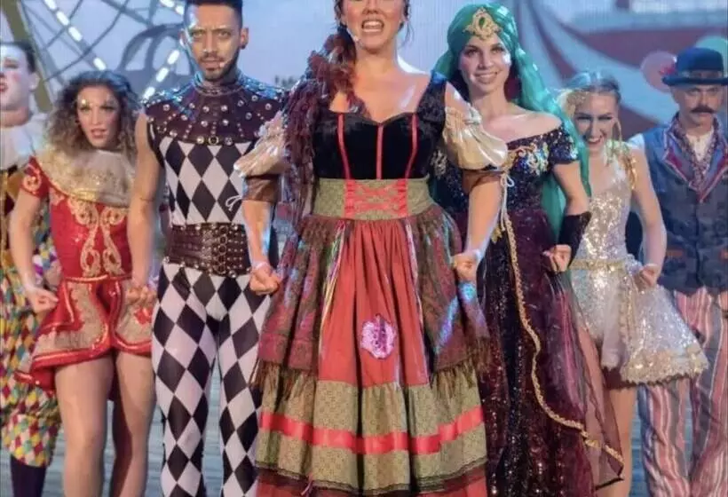 Prime Location 3 Bed Chalet In Seal Bay, Selsey