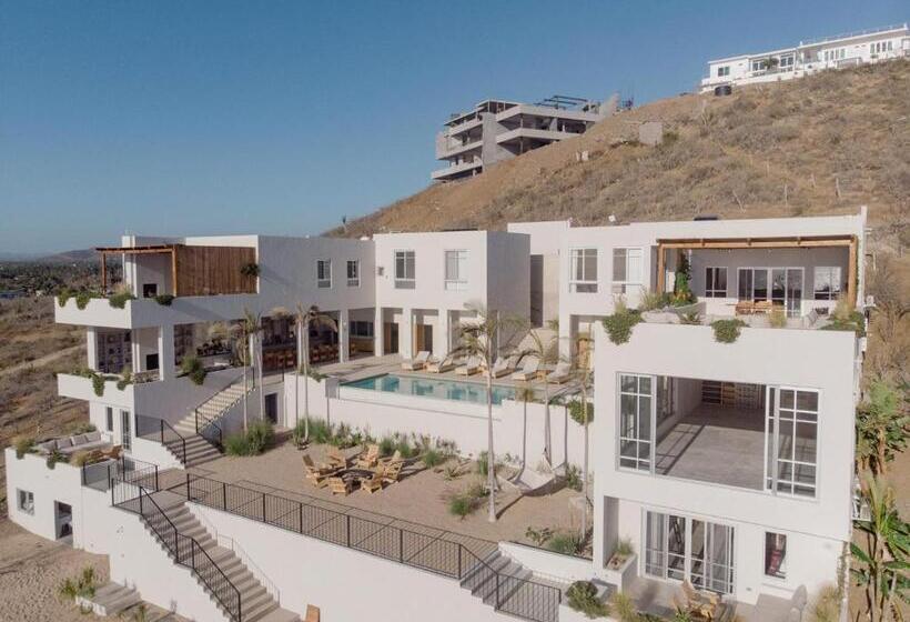 Topia Retreat   Surf Suite Sur