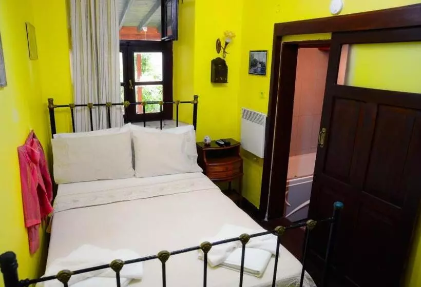 Hotel Cunda Zehra Teyzenin Evi