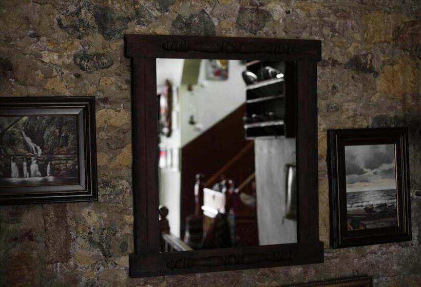 فندق Cunda Zehra Teyzenin Evi