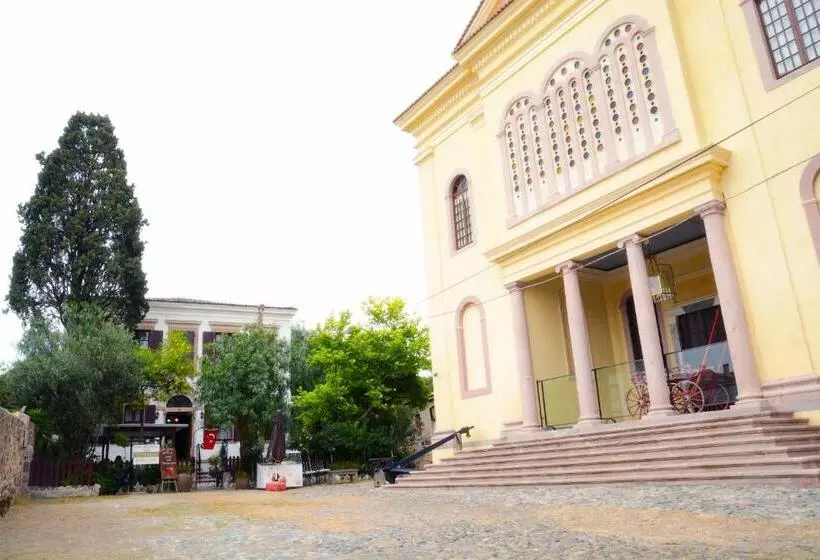 Hotel Cunda Zehra Teyzenin Evi