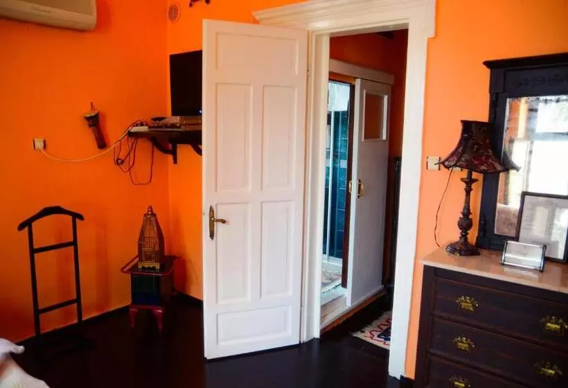 Hotel Cunda Zehra Teyzenin Evi