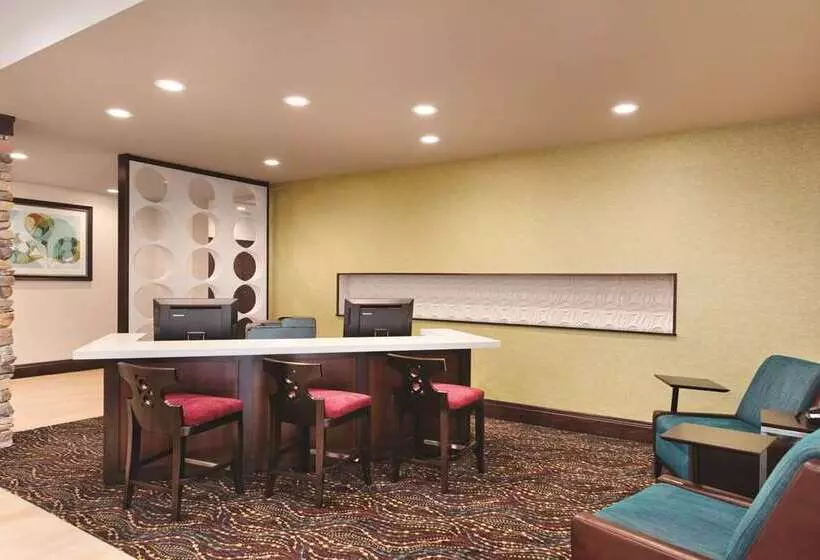 Hotelli Homewood Suites By Hilton Mobile I 65/airport Blvd, Al