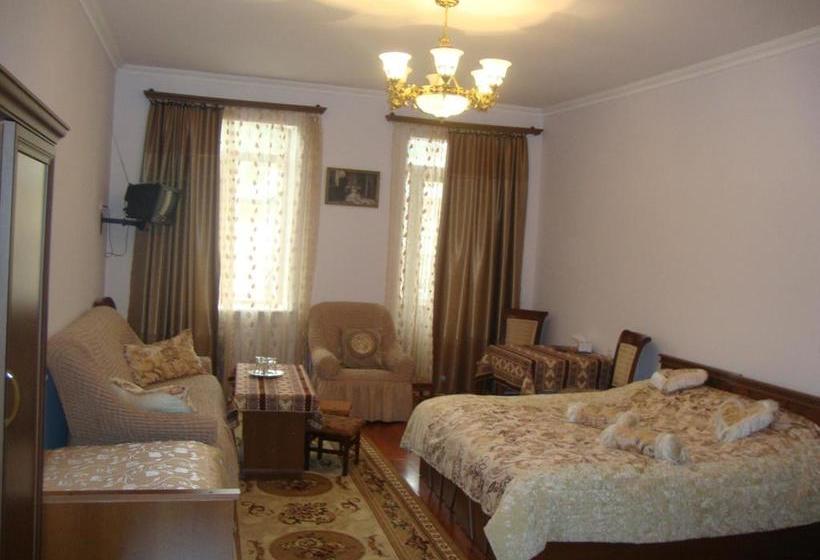 בית מלון כפרי Mira