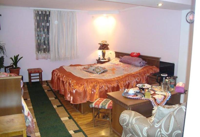 בית מלון כפרי Mira