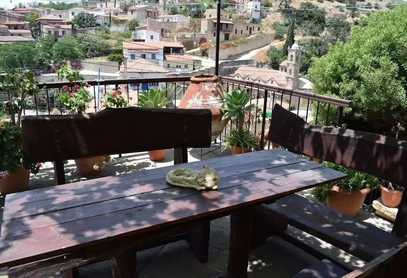 هتل Vasilopoulos House