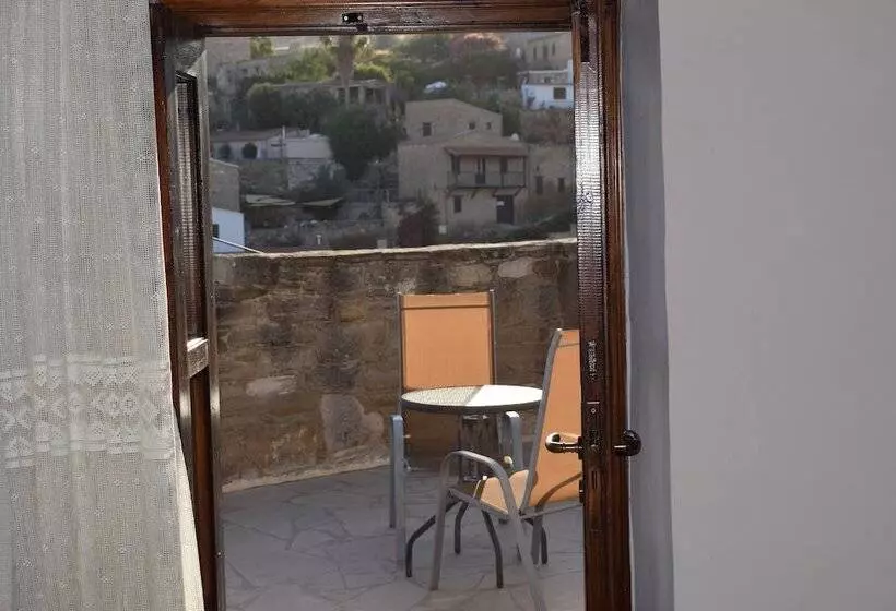 هتل Vasilopoulos House