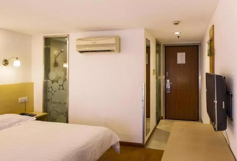 Motel Shanghai Pudong Lianyang New International Expo Centre