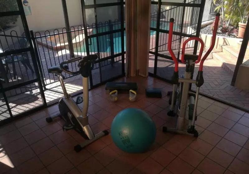 Pegasus Motor Inn And Serviced Apartments