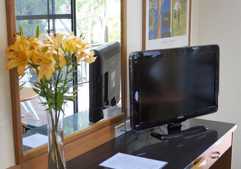 Pegasus Motor Inn And Serviced Apartments