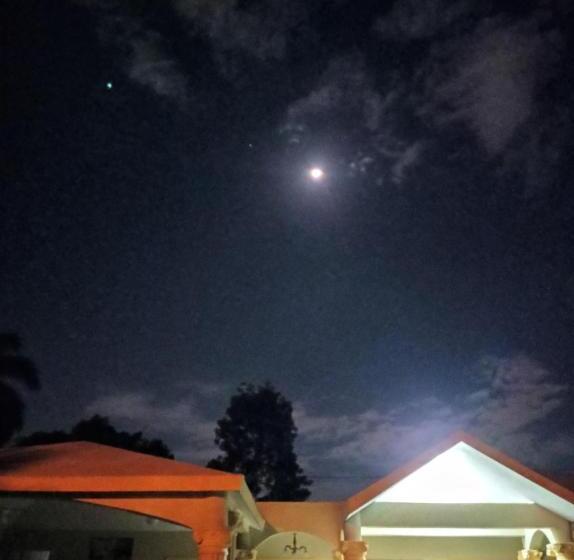 تختخواب و صبحانه Paraiso Hortensia Ecolodge