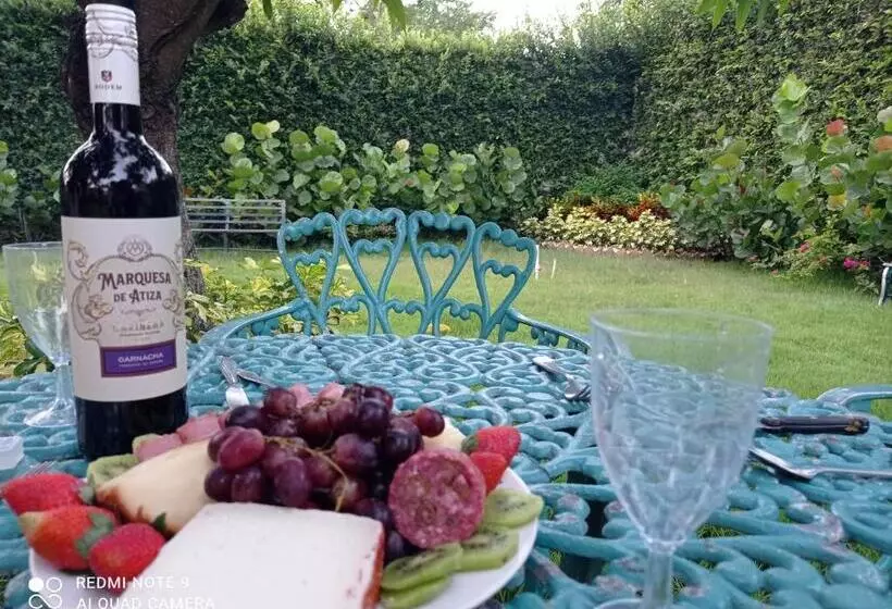 تختخواب و صبحانه Paraiso Hortensia Ecolodge