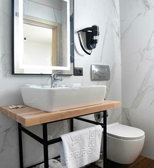 هتل Gogo S Boutique