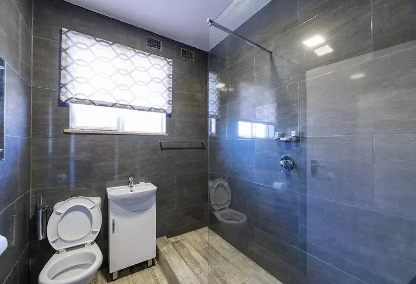 N1 Hotel Rotten Row Harare