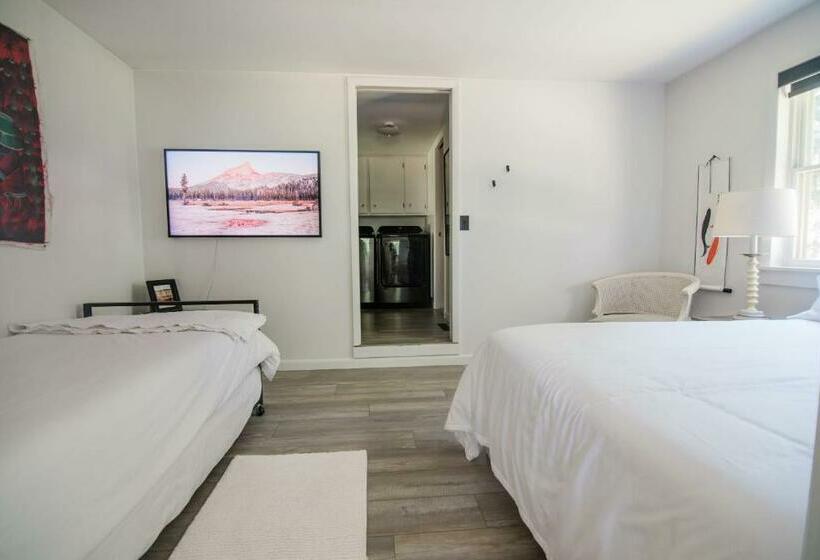 فندق صغير The Flat A Wanderlust Abodes Property