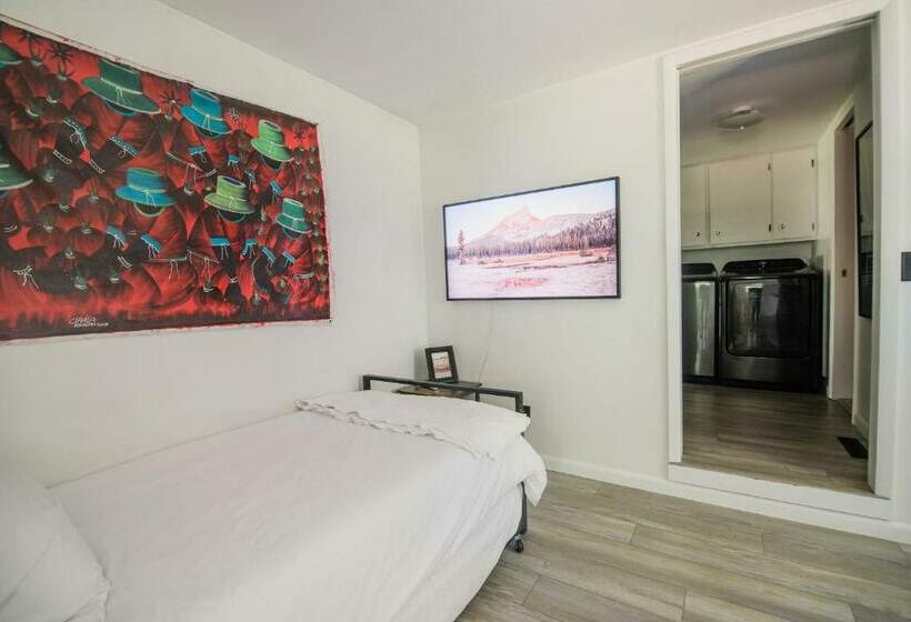 فندق صغير The Flat A Wanderlust Abodes Property