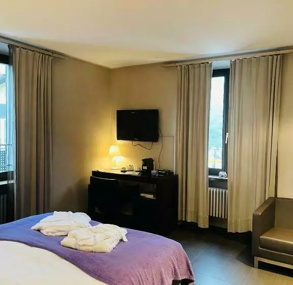 ホテル Ristorante Tentazioni