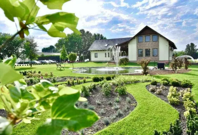 Majatalo Auróra Rendezvényterem & Szállás