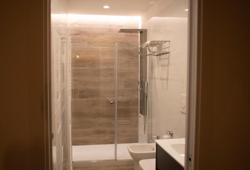 تختخواب و صبحانه House Room Civico 56