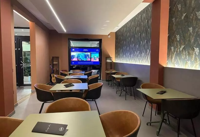 تختخواب و صبحانه House Room Civico 56