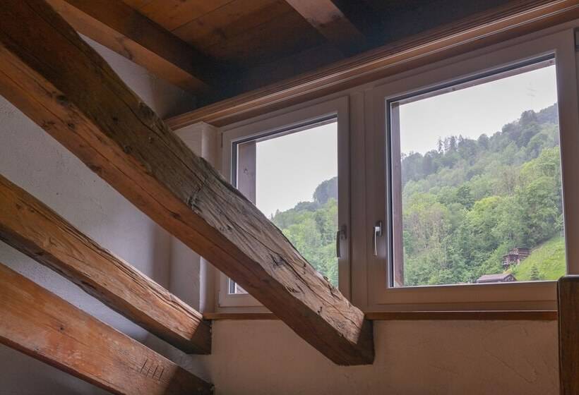 Chrona Bed & Breakfast