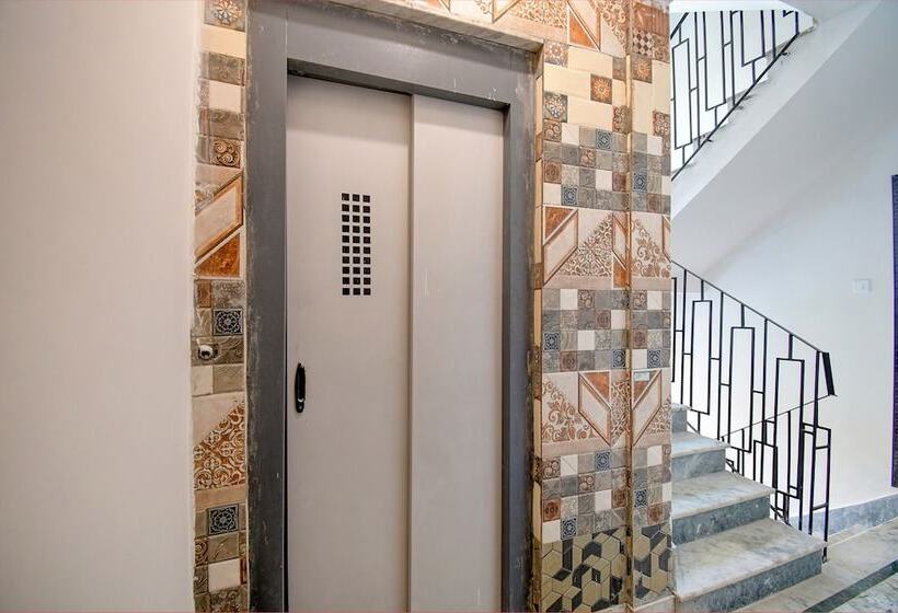 Hotel Fabexpress Amar Raj Villa   Nr Eco Park