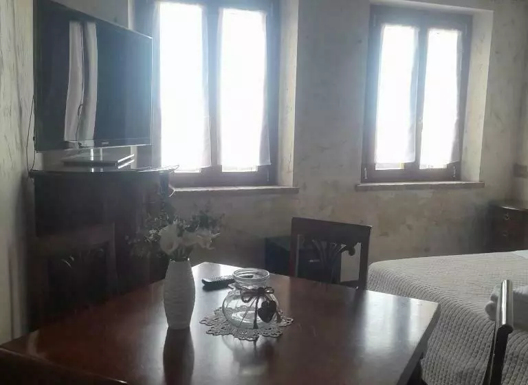 تختخواب و صبحانه Casale Della Rosa