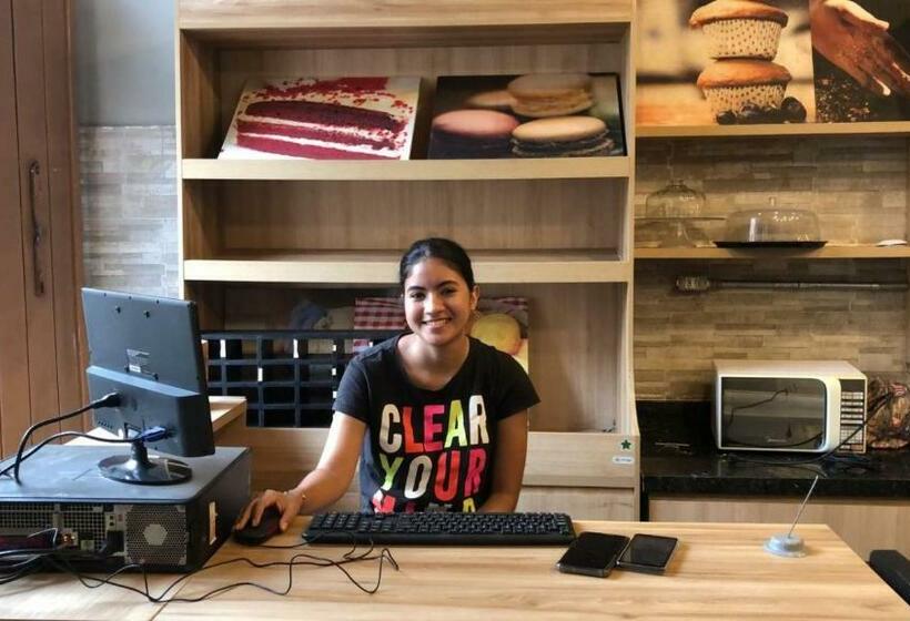 Hotel Americo Pousada E Hostel