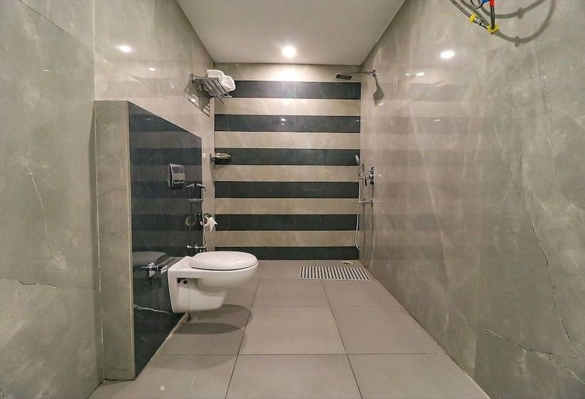 Fabhotel Prime K9 Regency